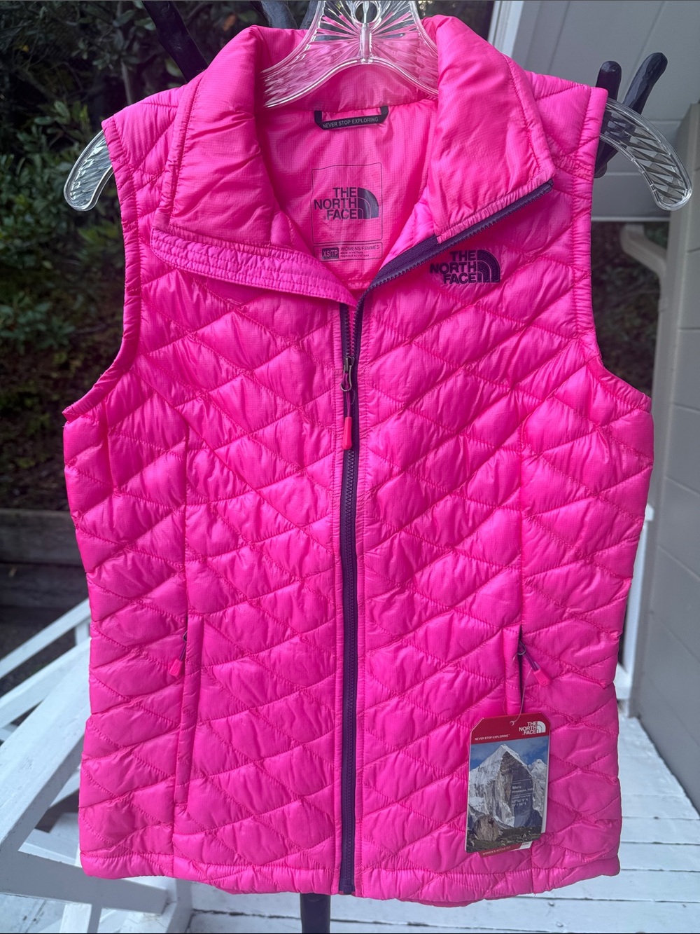 The North Face Women's Bright Pink Quilted Vest